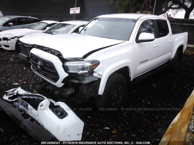 3TMCZ5AN2HM102662 - 2017 TOYOTA TACOMA DBL CAB/SR/TRDSPT/OR/PRO WHITE photo 2