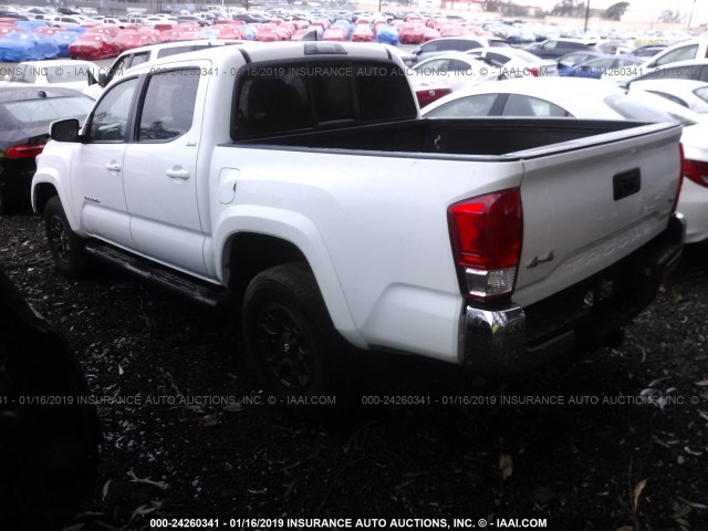 3TMCZ5AN2HM102662 - 2017 TOYOTA TACOMA DBL CAB/SR/TRDSPT/OR/PRO WHITE photo 3