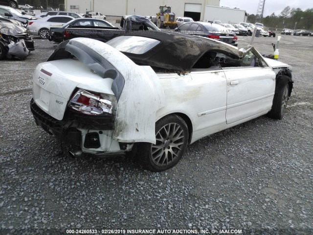 WAUAF48H69K005674 - 2009 AUDI A4 2.0T CABRIOLET WHITE photo 4