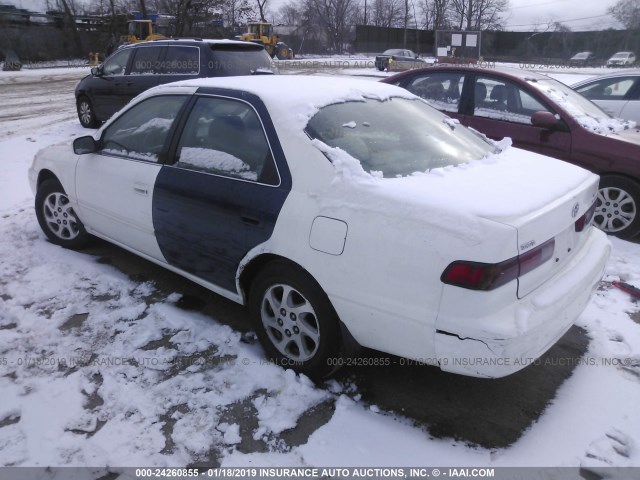 JT2BF22K8X0152886 - 1999 TOYOTA CAMRY LE/XLE 白色 照片 3