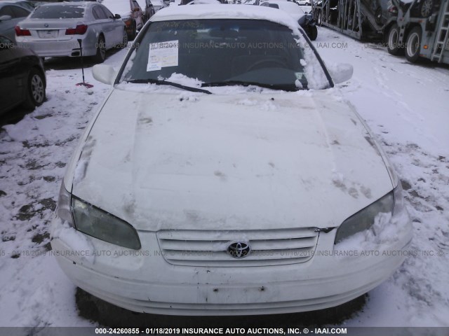 JT2BF22K8X0152886 - 1999 TOYOTA CAMRY LE/XLE 白色 照片 6
