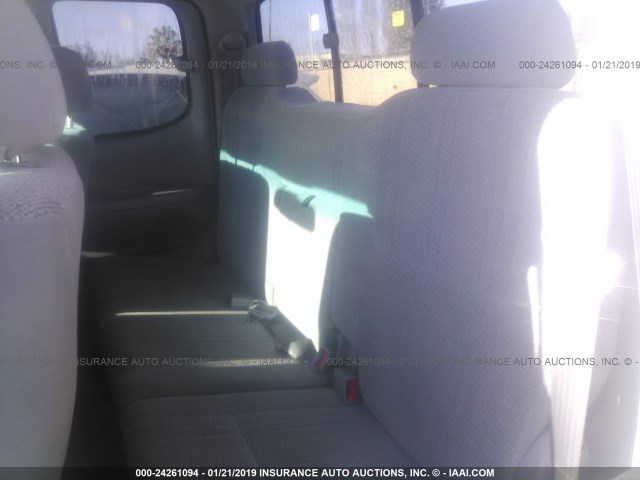 5TBRN34141S192057 - 2001 TOYOTA TUNDRA ACCESS CAB SR5 WHITE photo 8