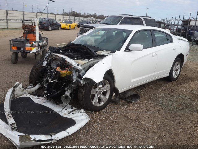 2C3CDXBG8DH689490 - 2013 DODGE CHARGER SE WHITE photo 2