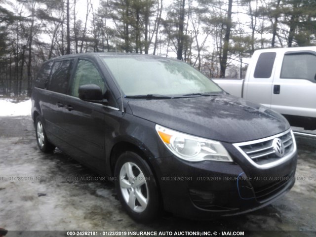 2V4RW3D17AR359935 - 2010 VOLKSWAGEN ROUTAN SE BLACK photo 1