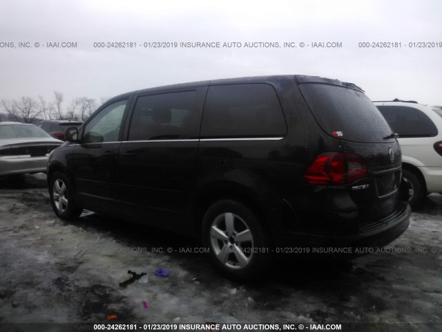 2V4RW3D17AR359935 - 2010 VOLKSWAGEN ROUTAN SE BLACK photo 3