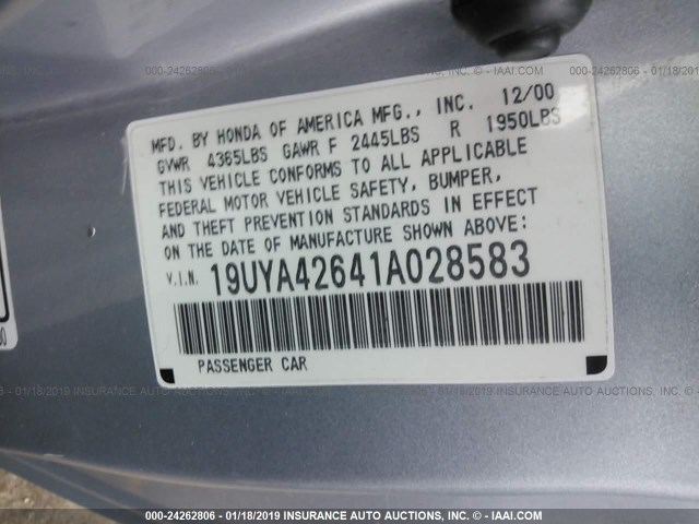 19UYA42641A028583 - 2001 ACURA 3.2CL TYPE-S SILVER photo 9