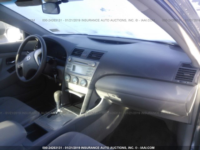 4T1BE46K79U328530 - 2009 TOYOTA CAMRY SE/LE/XLE 黑色 照片 5