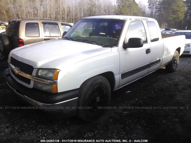 1GCEC19T54E390358 - 2004 CHEVROLET SILVERADO C1500 WHITE photo 2