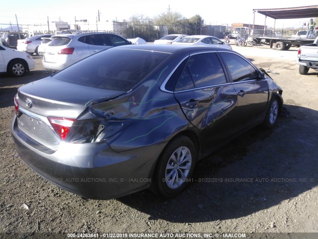 4T4BF1FK7GR548541 - 2016 TOYOTA CAMRY LE/XLE/SE/XSE ნაცრისფერი ფოტო 4