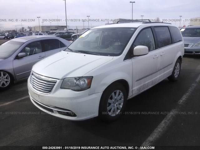 2C4RC1BG3DR674430 - 2013 CHRYSLER TOWN & COUNTRY TOURING WHITE photo 2