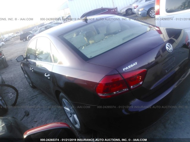 1VWBP7A30DC062263 - 2013 VOLKSWAGEN PASSAT SE MAROON photo 3