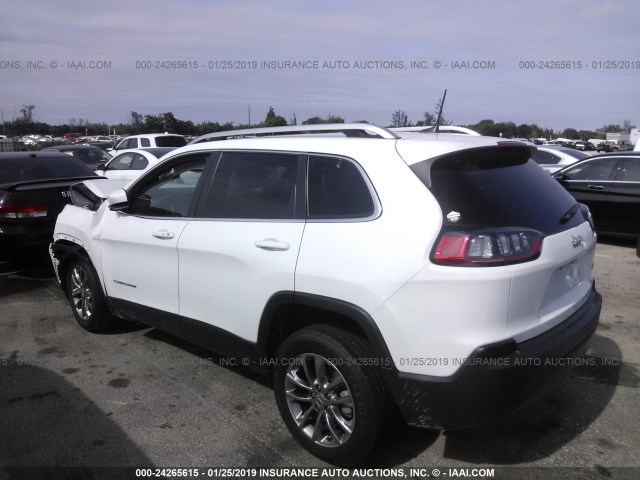 1C4PJLLB2KD143957 - 2019 JEEP CHEROKEE LATITUDE PLUS WHITE photo 3