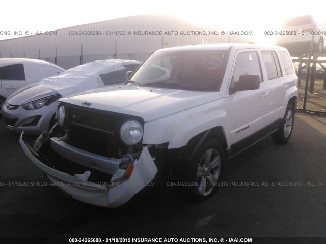 1C4NJPFB5FD107728 - 2015 JEEP PATRIOT LATITUDE WHITE photo 2