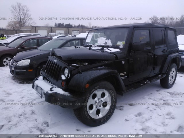 1C4BJWEG8DL507036 - 2013 JEEP WRANGLER UNLIMITE SAHARA BLACK photo 2