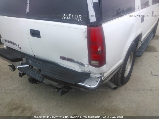 1GKEC13R2VJ759087 - 1997 GMC YUKON WHITE photo 6