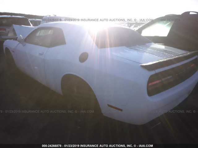 2C3CDZAG9GH218403 - 2016 DODGE CHALLENGER SXT WHITE photo 3