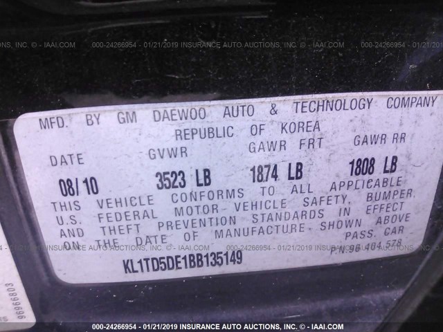 KL1TD5DE1BB135149 - 2011 CHEVROLET AVEO LS/LT შავი ფოტო 9