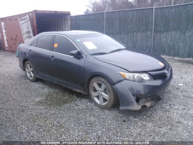 4T1BF1FK4CU191470 - 2012 TOYOTA CAMRY SE/LE/XLE 灰色 照片 1