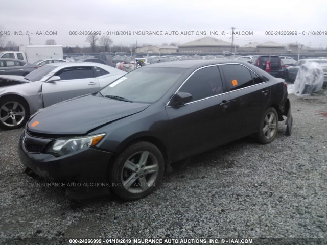 4T1BF1FK4CU191470 - 2012 TOYOTA CAMRY SE/LE/XLE 灰色 照片 2
