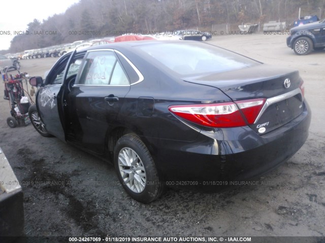 4T1BF1FK1GU522575 - 2016 TOYOTA CAMRY LE/XLE/SE/XSE BLACK photo 3