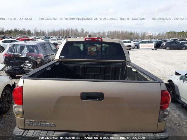 5TBRT541X7S450298 - 2007 TOYOTA TUNDRA DOUBLE CAB SR5 GOLD photo 8