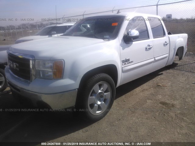 3GTP1VE02BG407088 - 2011 GMC SIERRA C1500 SLE WHITE photo 2