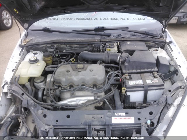 1FAFP36P5YW296143 - 2000 FORD FOCUS SE/SE COMFORT WHITE photo 10