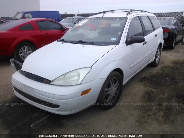 1FAFP36P5YW296143 - 2000 FORD FOCUS SE/SE COMFORT WHITE photo 2