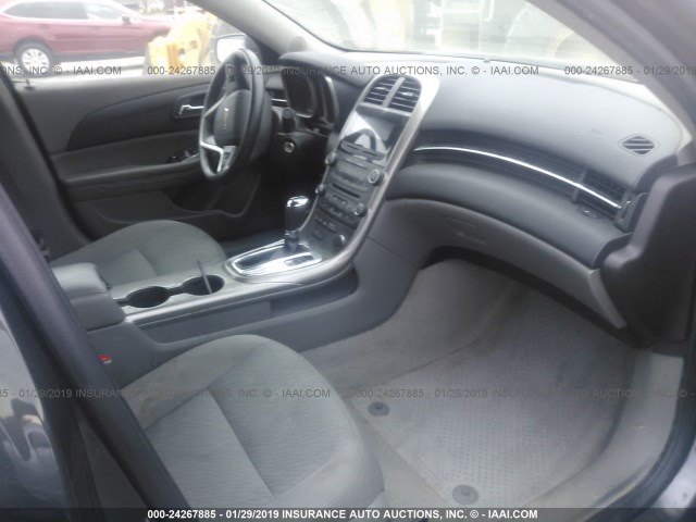 1G11B5SA2DF256525 - 2013 CHEVROLET MALIBU LS GRAY photo 5