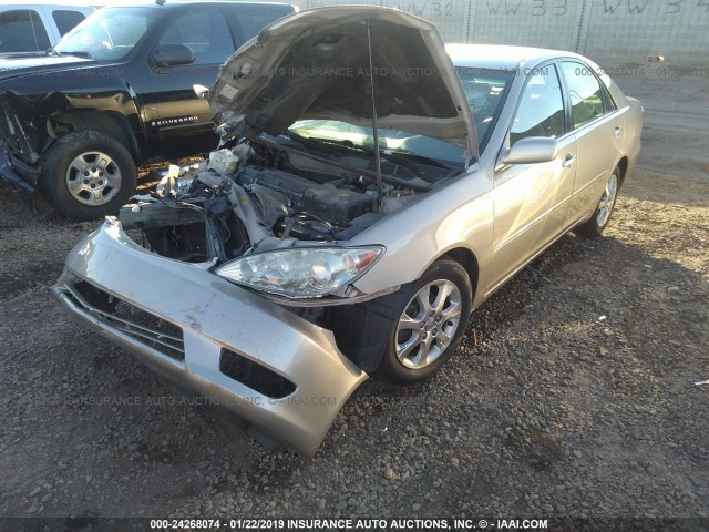 4T1BE30K45U948099 - 2005 TOYOTA CAMRY LE/XLE/SE BEIGE photo 2