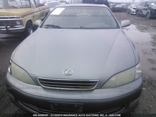 JT8BF28G810340100 - 2001 LEXUS ES 300 GRAY photo 6