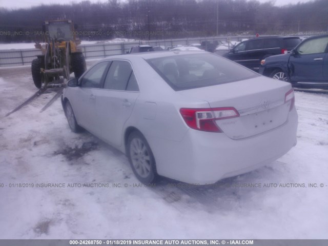 4T4BF1FK8CR232477 - 2012 TOYOTA CAMRY SE/LE/XLE 银色 照片 3