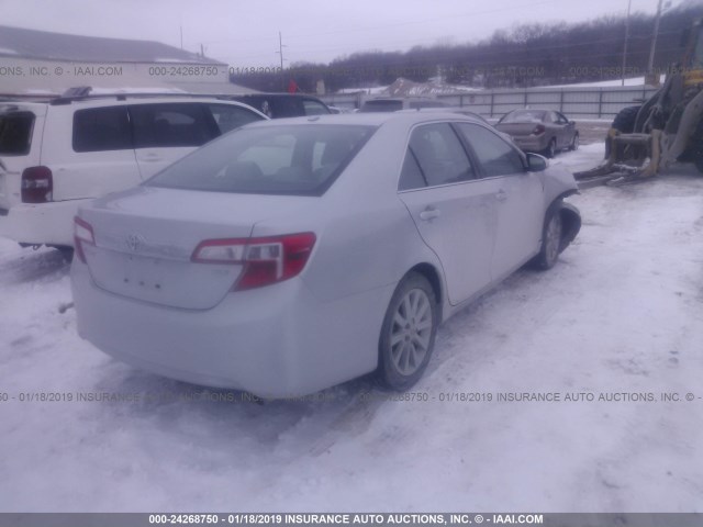 4T4BF1FK8CR232477 - 2012 TOYOTA CAMRY SE/LE/XLE 银色 照片 4