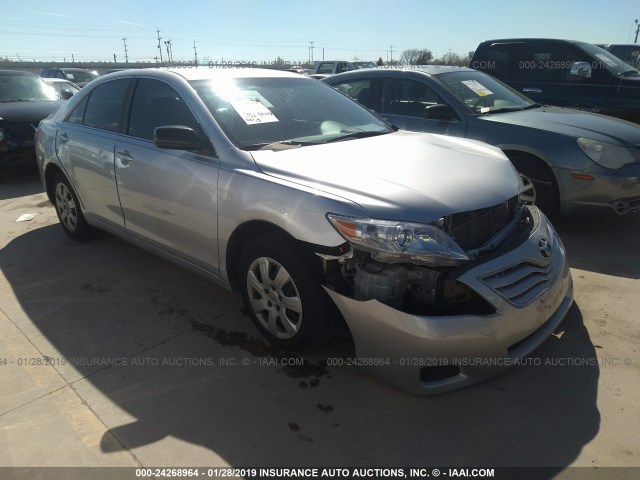 4T1BF3EK5AU005574 - 2010 TOYOTA CAMRY SE/LE/XLE 银色 照片 1