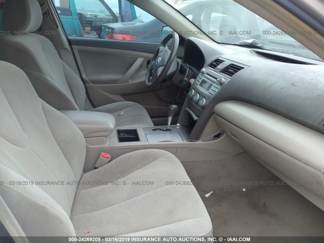 4T1BE46K68U761075 - 2008 TOYOTA CAMRY CE/LE/XLE/SE GOLD photo 5