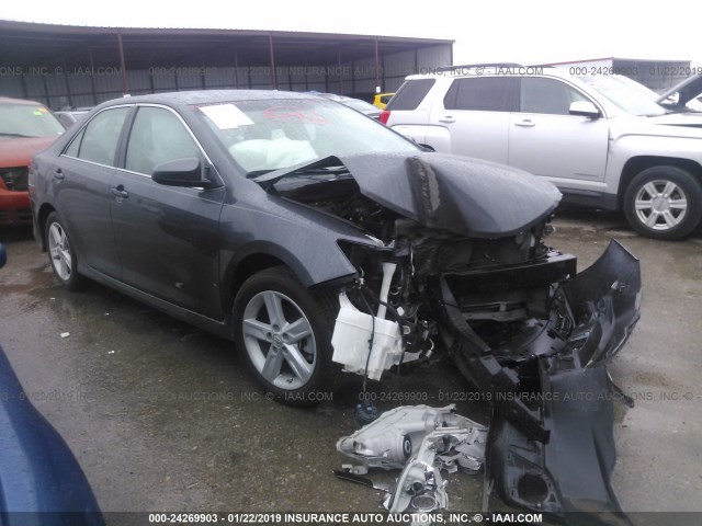 4T1BF1FK8CU067525 - 2012 TOYOTA CAMRY SE/LE/XLE 灰色 照片 1