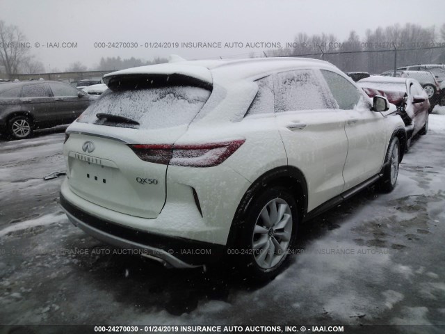 3PCAJ5M39KF115879 - 2019 INFINITI QX50 ESSENTIAL/PURE WHITE photo 4