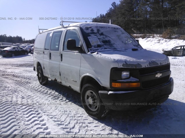 1GCHG35U051116649 - 2005 CHEVROLET EXPRESS G3500  WHITE photo 1