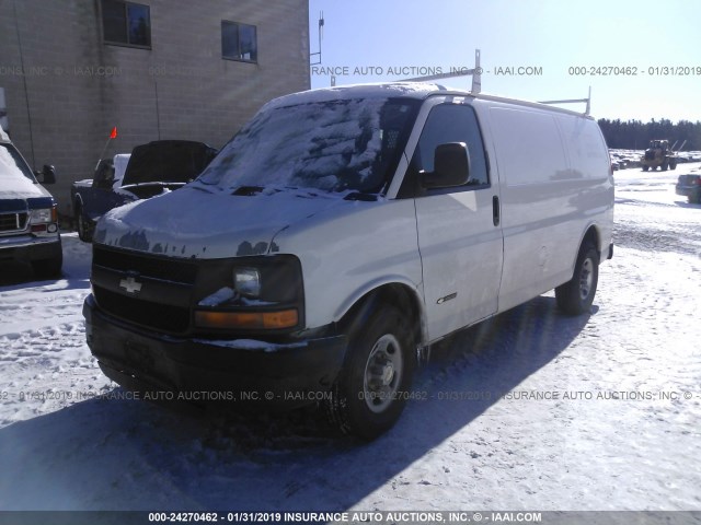 1GCHG35U051116649 - 2005 CHEVROLET EXPRESS G3500  WHITE photo 2