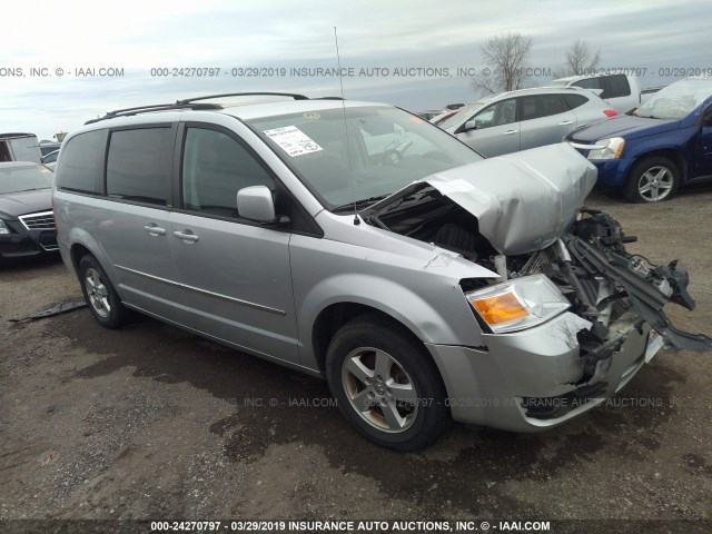 2D4RN5D19AR396285 - 2010 DODGE GRAND CARAVAN SXT SILVER photo 1