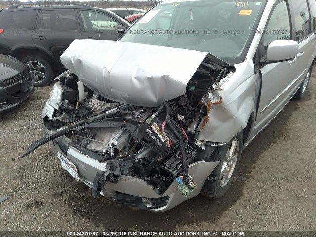 2D4RN5D19AR396285 - 2010 DODGE GRAND CARAVAN SXT SILVER photo 6