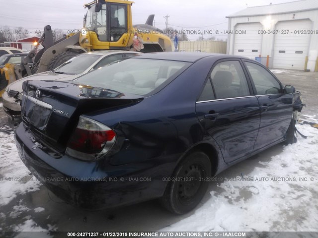 4T1BE32KX5U082907 - 2005 TOYOTA CAMRY LE/XLE/SE BLUE photo 4