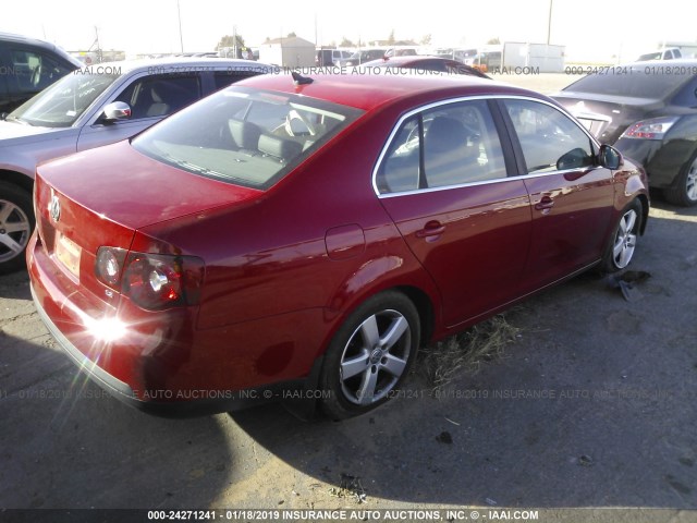 3VWRM71K38M073812 - 2008 VOLKSWAGEN JETTA SE/SEL RED photo 4