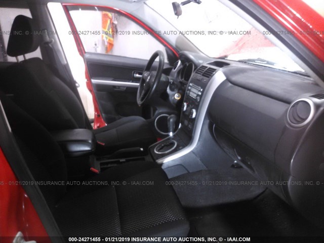 JS3TE941284103903 - 2008 SUZUKI GRAND VITARA  RED photo 5