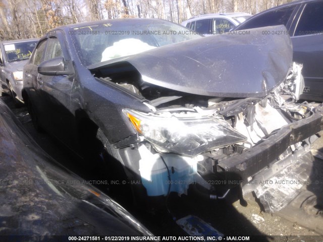 4T1BF1FKXEU862384 - 2014 TOYOTA CAMRY L/SE/LE/XLE 灰色 照片 1