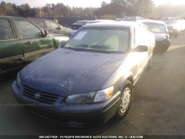 4T1BG22KXWU369332 - 1998 TOYOTA CAMRY CE/LE/XLE 灰色 照片 2