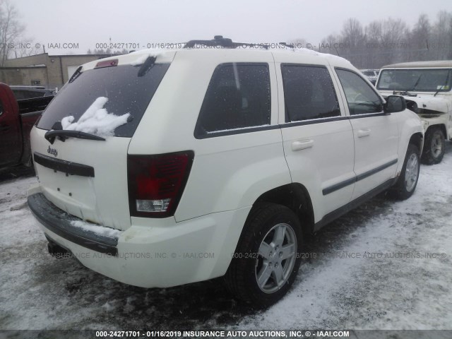 1J8HR48N87C676990 - 2007 JEEP GRAND CHEROKEE LAREDO/COLUMBIA/FREEDOM 白色 照片 4