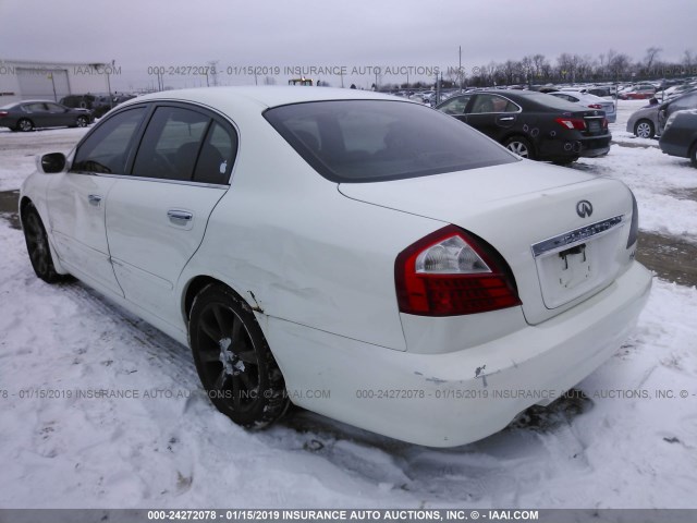 JNKBF01A53M101111 - 2003 INFINITI Q45 WHITE photo 3