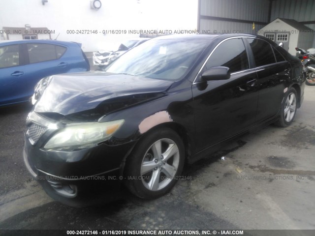 4T1BF3EK2AU099560 - 2010 TOYOTA CAMRY SE/LE/XLE 黑色 照片 2