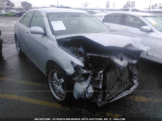 4T4BE46K29R079379 - 2009 TOYOTA CAMRY SE/LE/XLE SILVER photo 1
